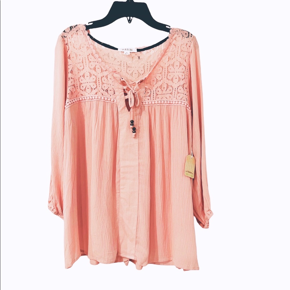 Taylor and Sage Women’s Blouse.